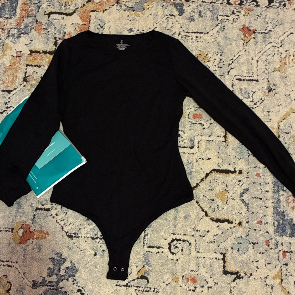 NWT: IUGA Long Sleeve Bodysuit (thong)